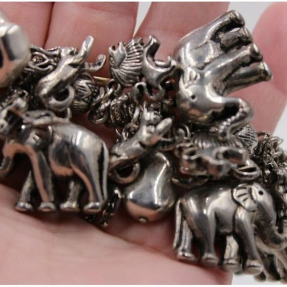 Vintage Elephant Giraffe Rhino Lion Stretchable Bracelet Silver Plated Sz Large - Picture 3 of 6